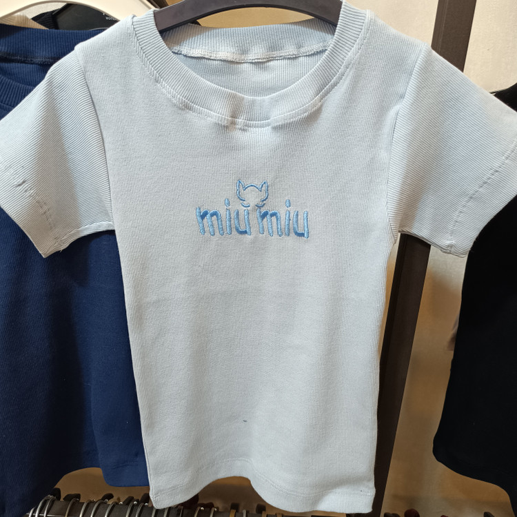 کراپ گلدوزی Miu Miu کبریتی پنبه صددرصد مناسب سایز ۳۶ تا ۴۴